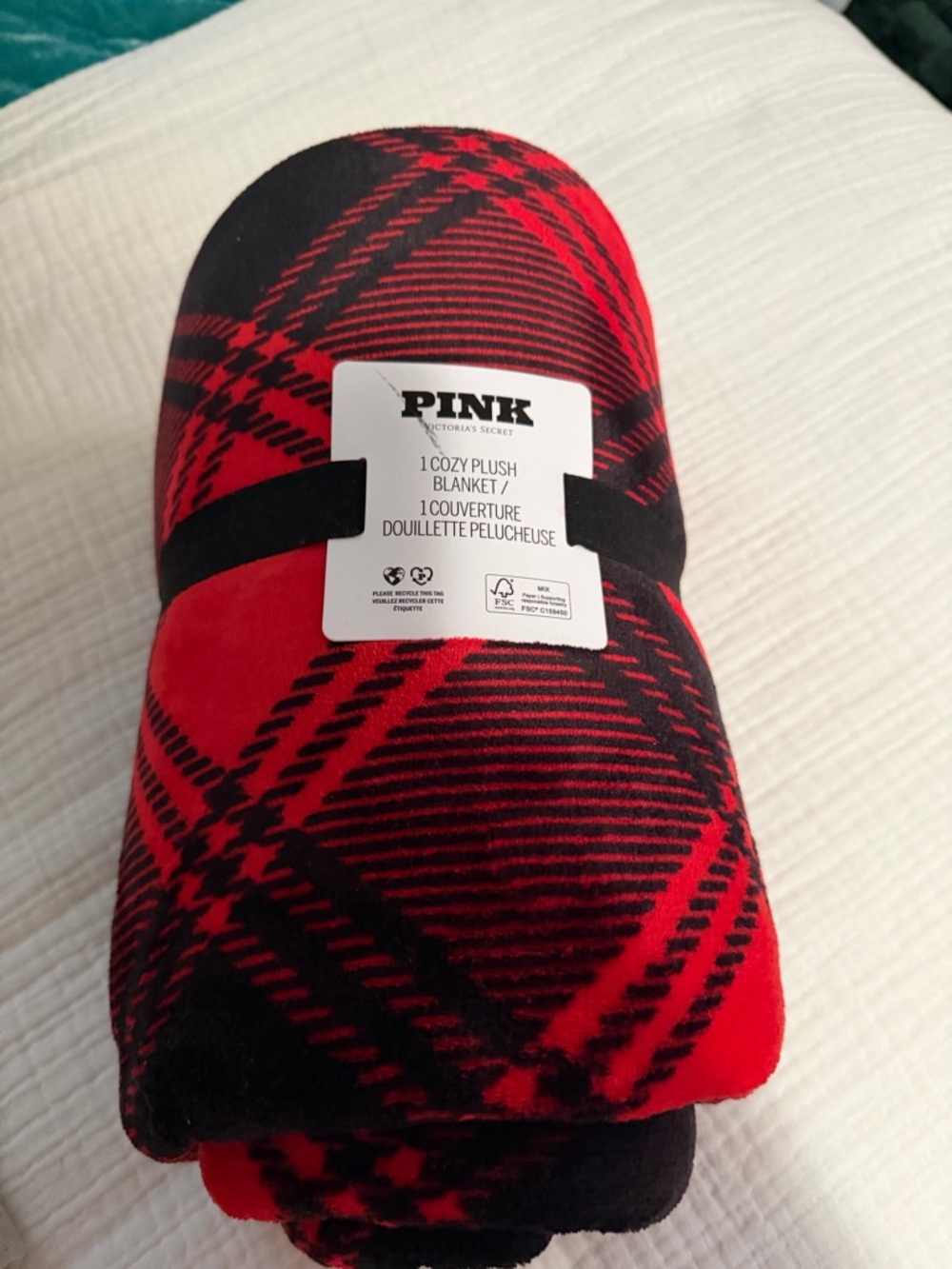 PINK Victoria's Secret Red and Black Plaid Cozy Plush Blanket
